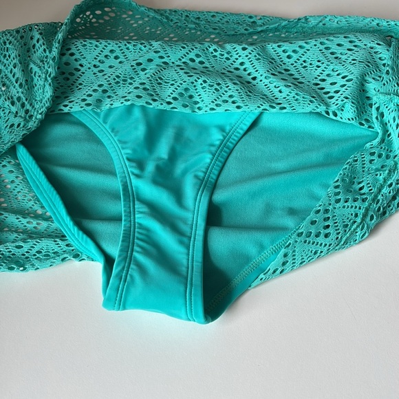 🎉4/30$🎉 Turquoise Lace Bikini Set - Picture 8 of 9